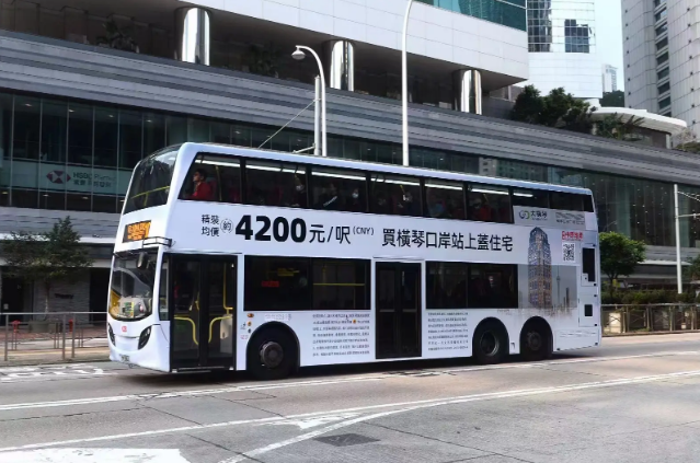 《車身廣告設計避坑指南：這3類圖案99%會被交管駁回》